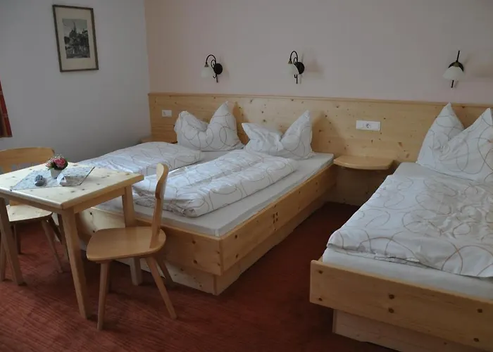 Triebenerhof بيت ضيافة تريبن